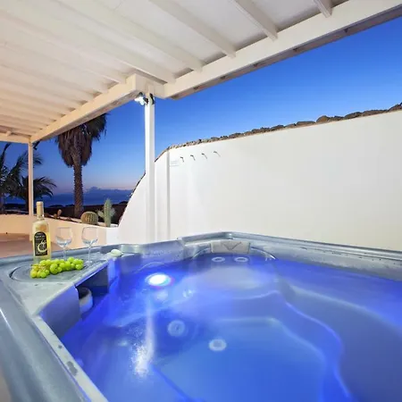 Villa Las Palmitas - Sea Views - Private Pool - Hot Tub - Table Tennis Puerto Calero Exterior photo
